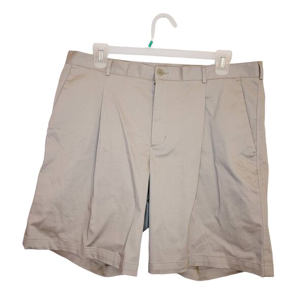 Nike Team pleated front khaki performance golf shorts - Picture 1 of 7